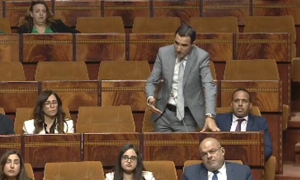 فيديو :     البرلماني توحتوح يطالب وزيرة السكنى والتعمير إيجاد حل للزحف العمراني على المناطق السقوية ببوعرك وأركمان بالناظور