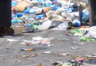 فيديو :    الأزبال والدود تغزو مدينة الدريوش وتهدد صحة الساكنة وسط تجاهل الجهات المسؤولة لخطورة الوضع