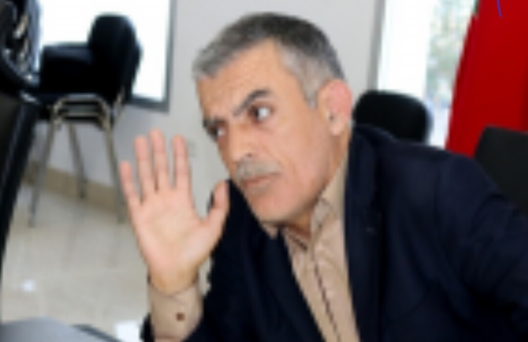فضيحة :     رئيس جماعة إمزورن يدعي أن الوزير بركة تدخل له لدى عامل الحسيمة لحمايته من العزل