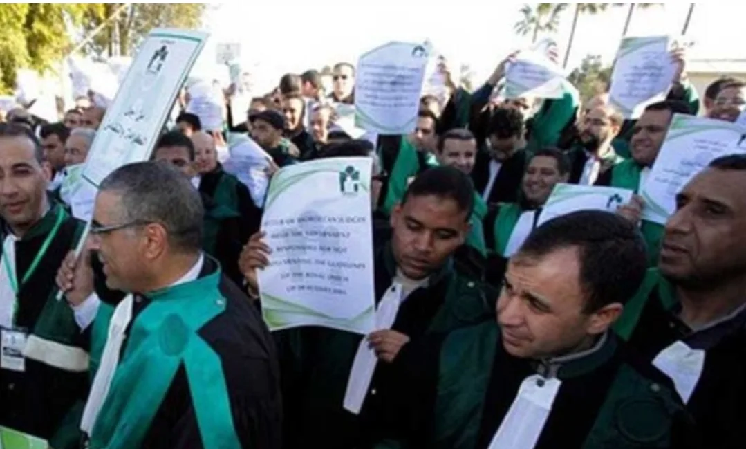 إستقالة عدد كبير من قضاة المغرب يثير تساؤلات !!