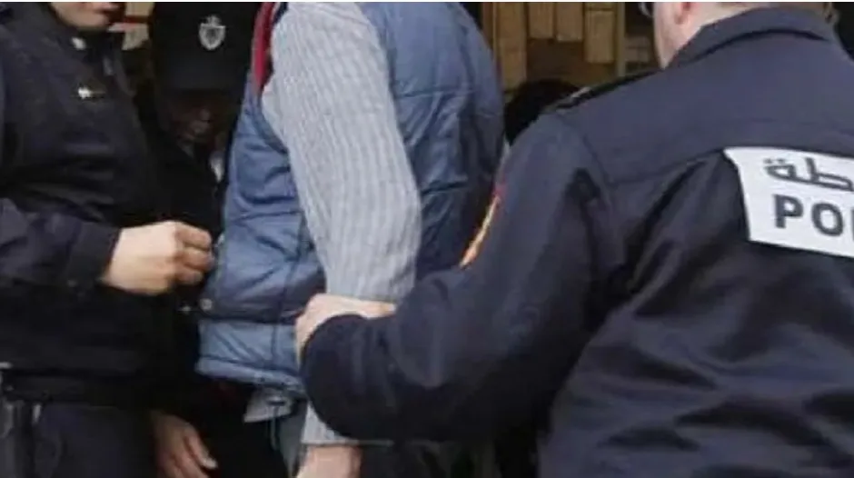 6 سنوات سجنا لشرطي يعمل بميناء طنجة المتوسط بسبب تهريبه للحشيش