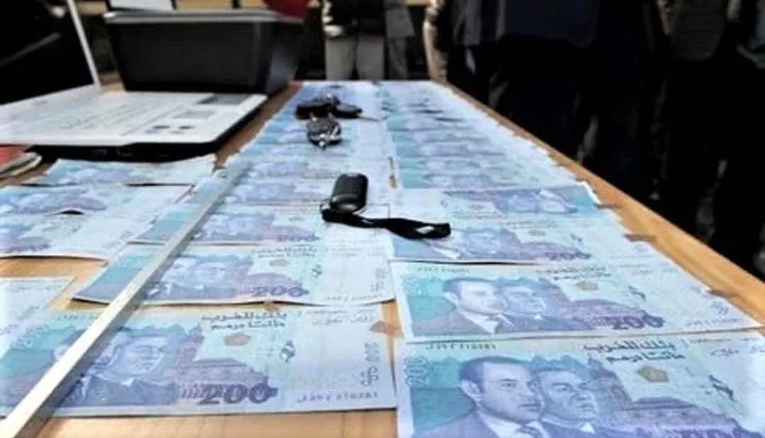 ضبط 7000 ورقة نقدية مزورة بقيمة 96 مليون سنتيم