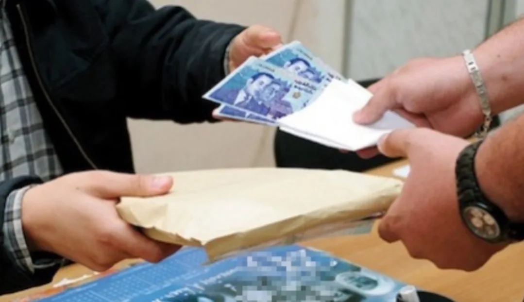 صيدلانية تضع فخ لعون سلطة وموظف جماعي بتسلطانت وتتسبب في إعتقالهما