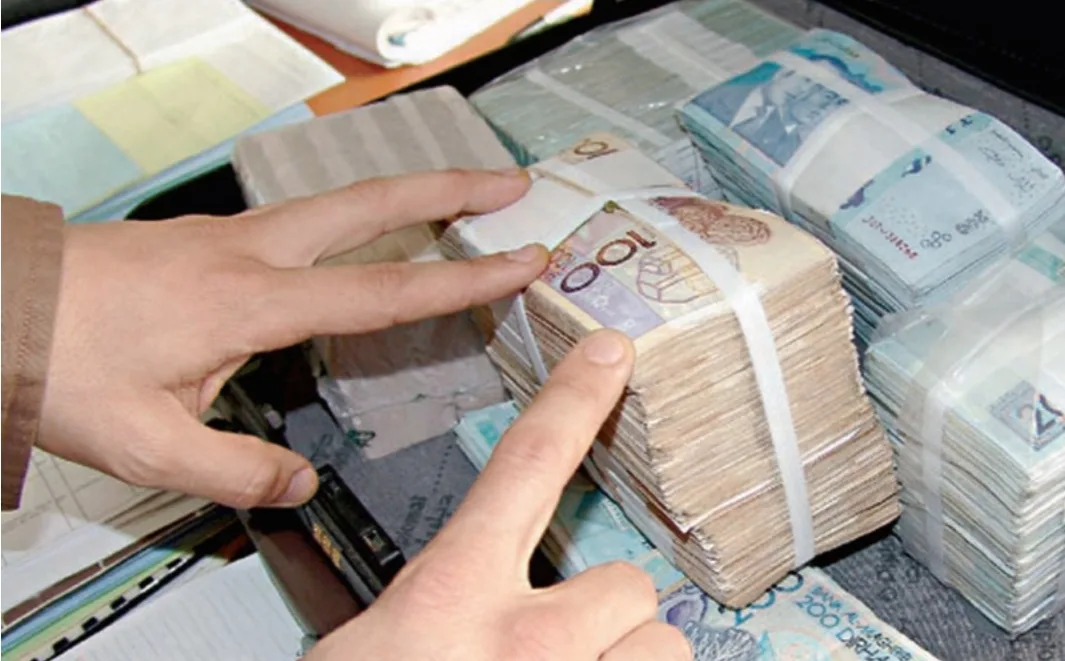 عجز في خزينة المغرب يتجاوز 6500 مليار سنتيم