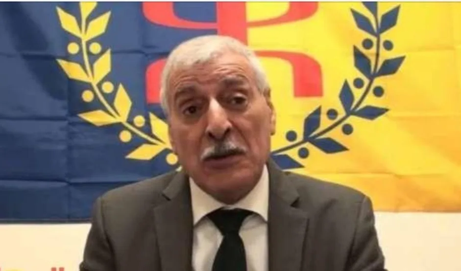 فيديو:    رئيس حكومة جمهورية القبائل المحتلة يعزي المغرب في مقتل شابين من طرف العسكر الجزائري