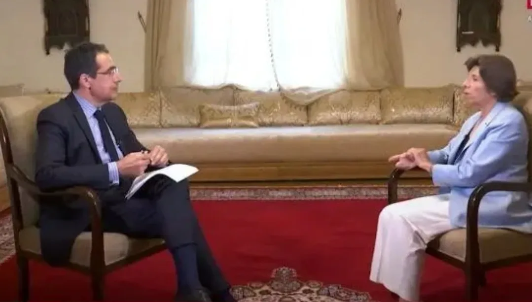 بعد سلسلة هزائمه الدبلوماسية المتتالية مع المغرب … الرئيس الفرنسي ماكرون في زيارة قريبة إلى الرباط !