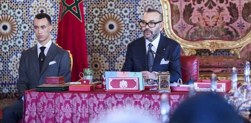 على جدول أعماله زلزال الحوز والميزانية والعمال الجدد … مجلس وزاري مرتقب برئاسة الملك في الساعات المقبلة