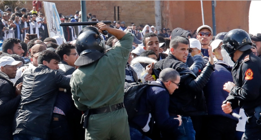 أساتذة الثانوي يقررون خوض إضراب وطني واحتجاجات ضد العنف والاعتقال