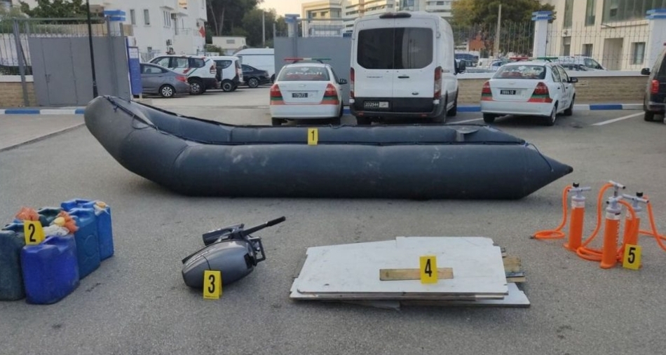 توقيف شاب بشاطئ الحسيمة رفقة “حراكة” خلال تنظيمه لعملية تهجيرهم السرية عبر البحر