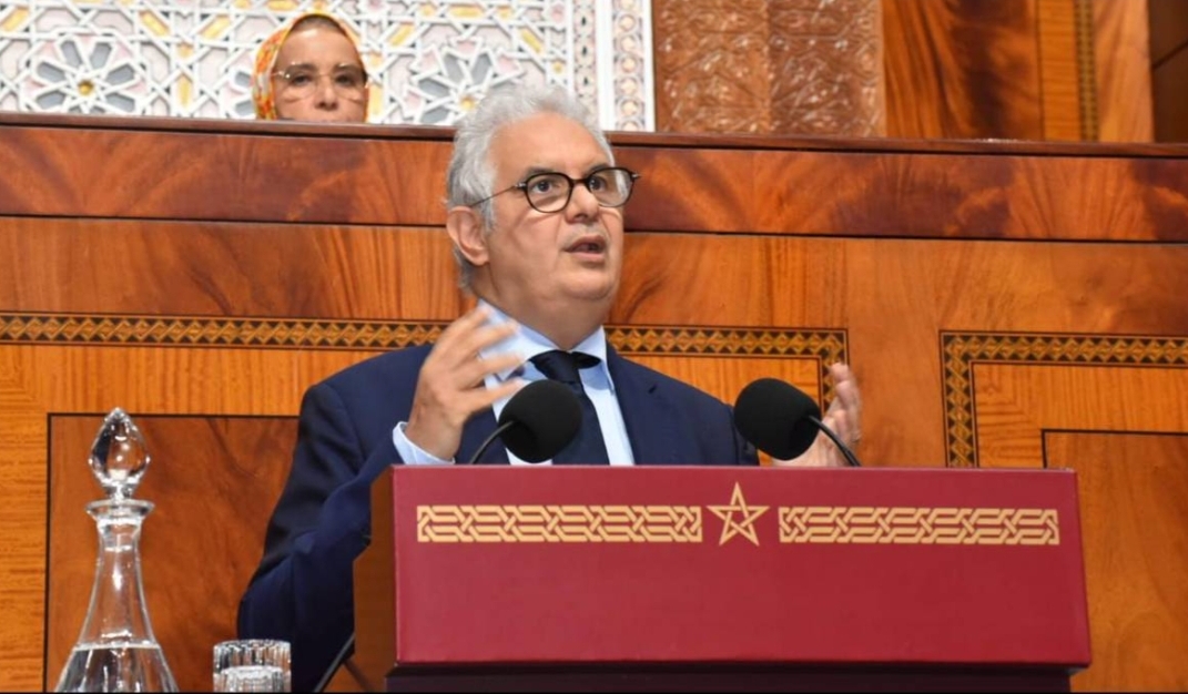 الحكومة المغربية :     تلجأ إلى استخدام المتفجرات لفتح الطرق بعد زلزال الحوز.. والخصاص في الآليات دفعنا للاستعانة بالخواص
