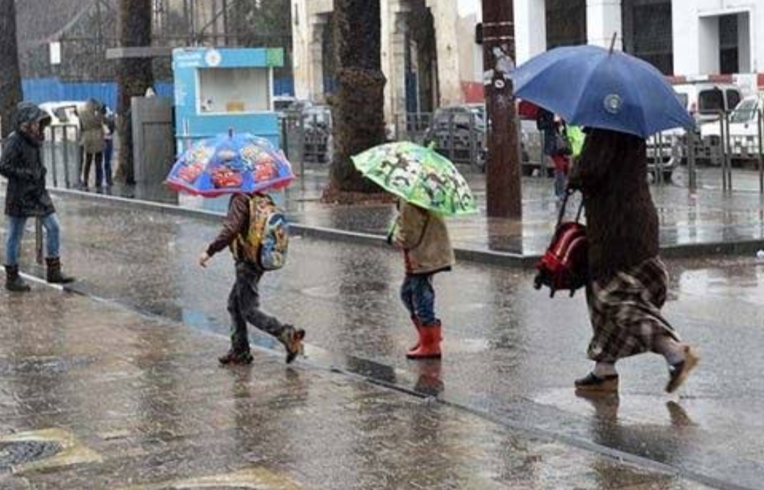أعلاها بطنجة بحوالي 100 ملمتر .. مقاييس الأمطار المُسجلة خلال 24 ساعة بالمغرب