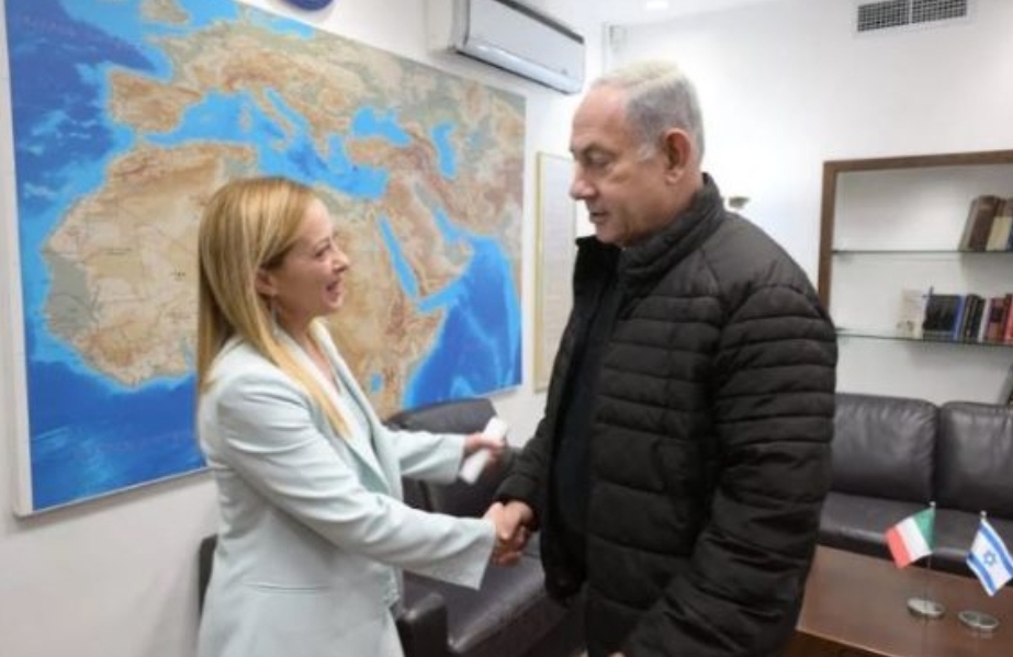إسرائيل تساوم المغرب بعد موقفه الشعبي والرسمي المندد بالحرب على غزة …  نتنياهو يعرض خريطة المغرب دون الصحراء