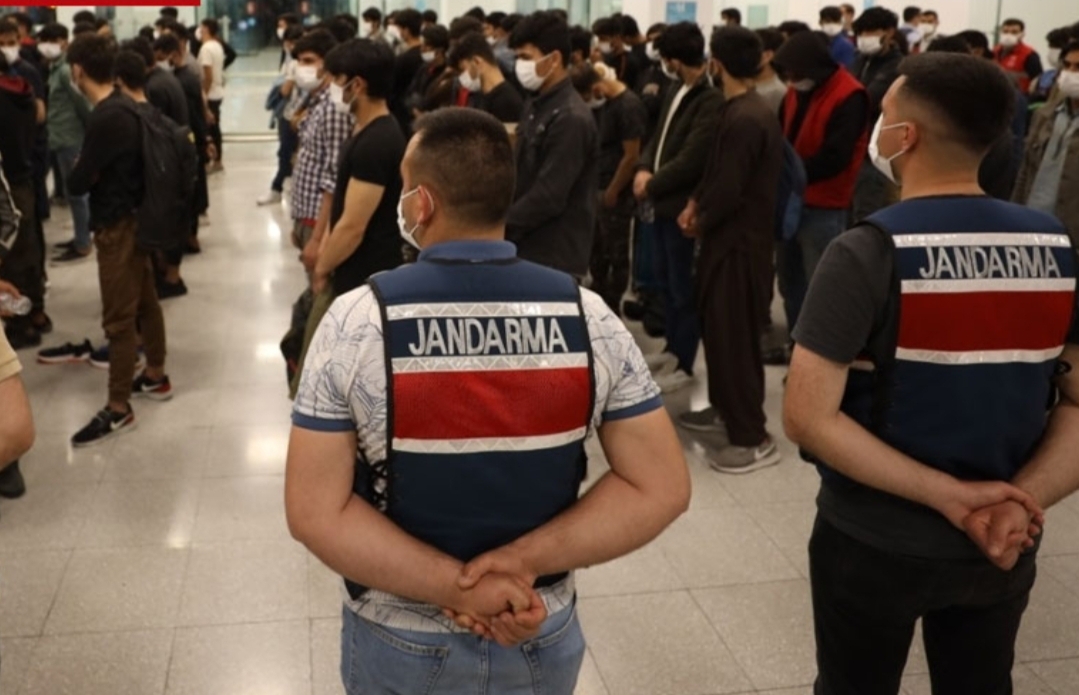 تركيا ترحل 55 مغربيا من فوق أراضيها