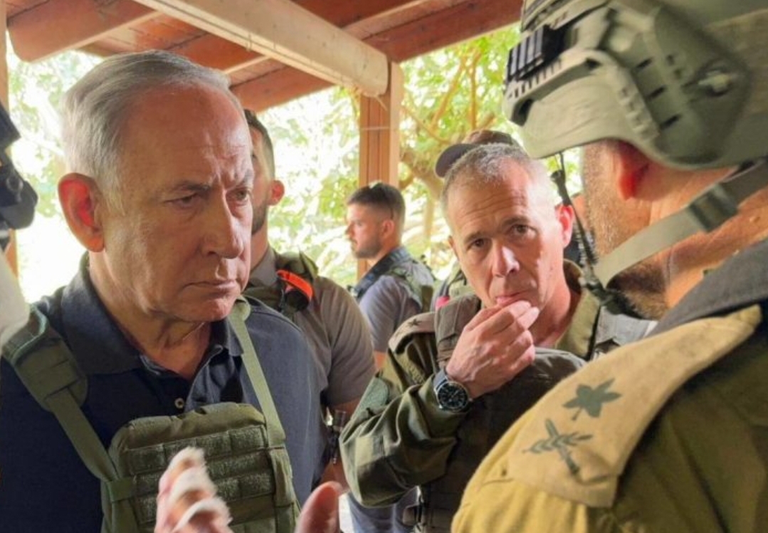 بعد أن أنهكت المدنيين الفلسطينيين بالقصف جوا … نتنياهو :      إسرائيل تستعد لهجوم بري كاسح على غزة