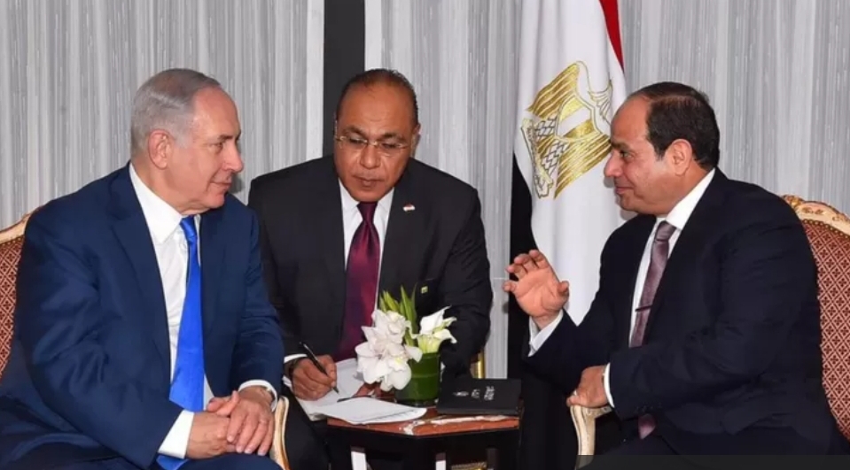 عوض تهديدها بالرد العسكري … مصر تهدد إسرائيل بالحدّ من العلاقات الدبلوماسية في حال قصفها