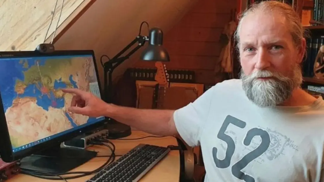 باستخدام خريطة وخط وردي، أطلق العالم الهولندي تحذيرًا جديدًا: “استعدوا!”