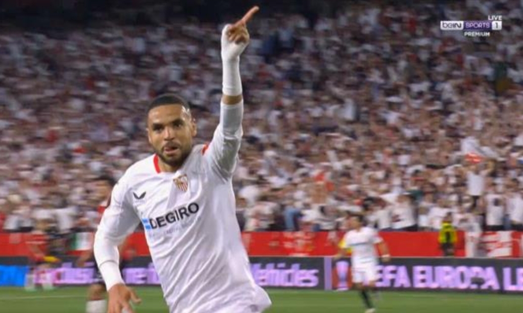 بسبب جور المدرب … النصيري يقرر مغادرة فريق إشبيلية الإسباني هذا الشتاء !