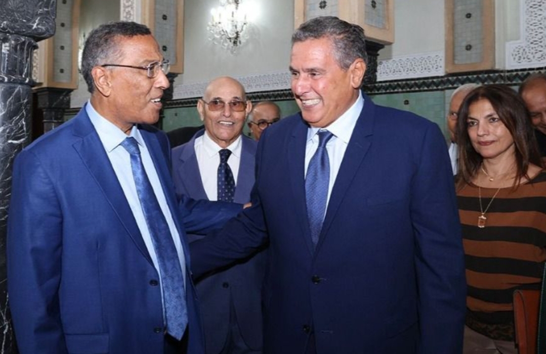 كما هو الشأن للمؤسسات الإعلامية المطبلة … ورغم الأزمة … أخنوش يضاعف الميزانية المخصصة للنقابات لشراء صمتها !!