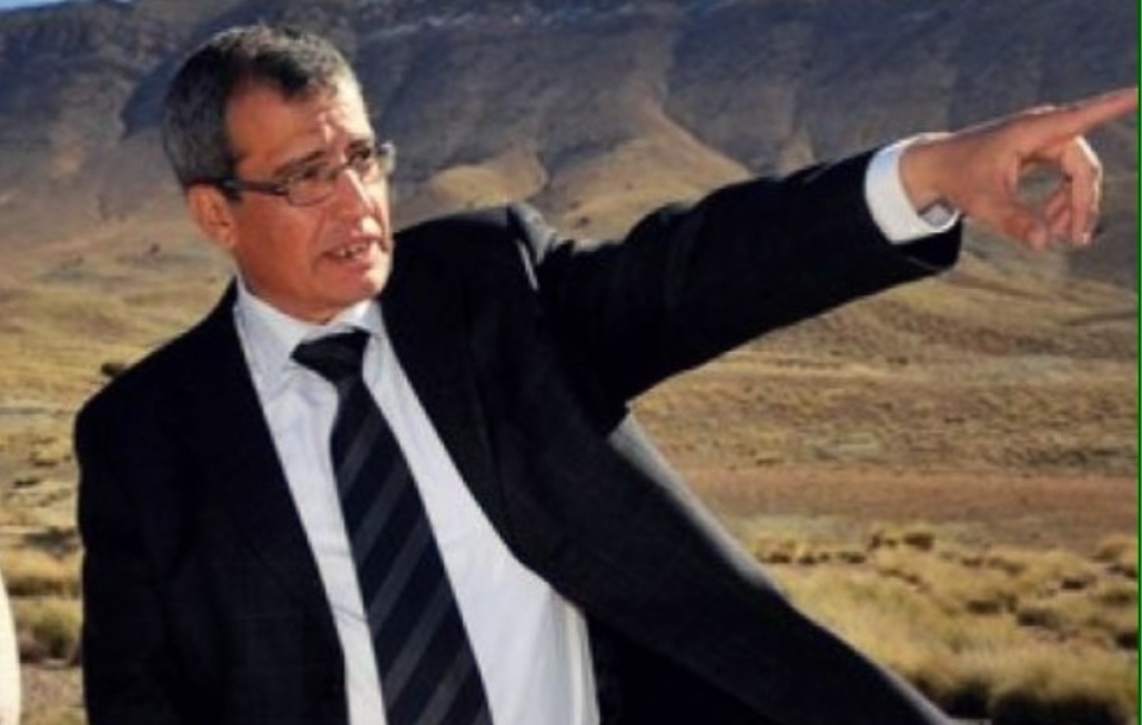 “حتى مشى عاد هدر” … رئيس جماعة ترابية بالناظور يقصف عامل الإقليم ويتهمه بإلتهام ميزانية الجماعات