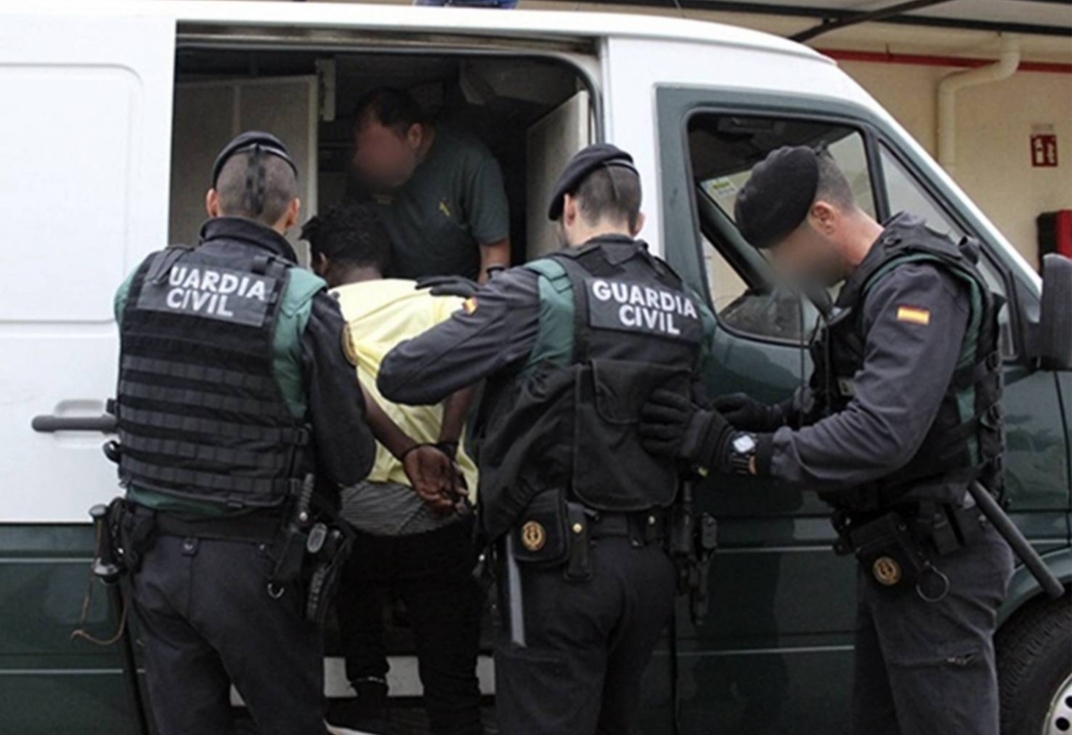 تفكيك شبكة إجرامية خطيرة لتهريب “القرقوبي” من سبتة إلى المغرب