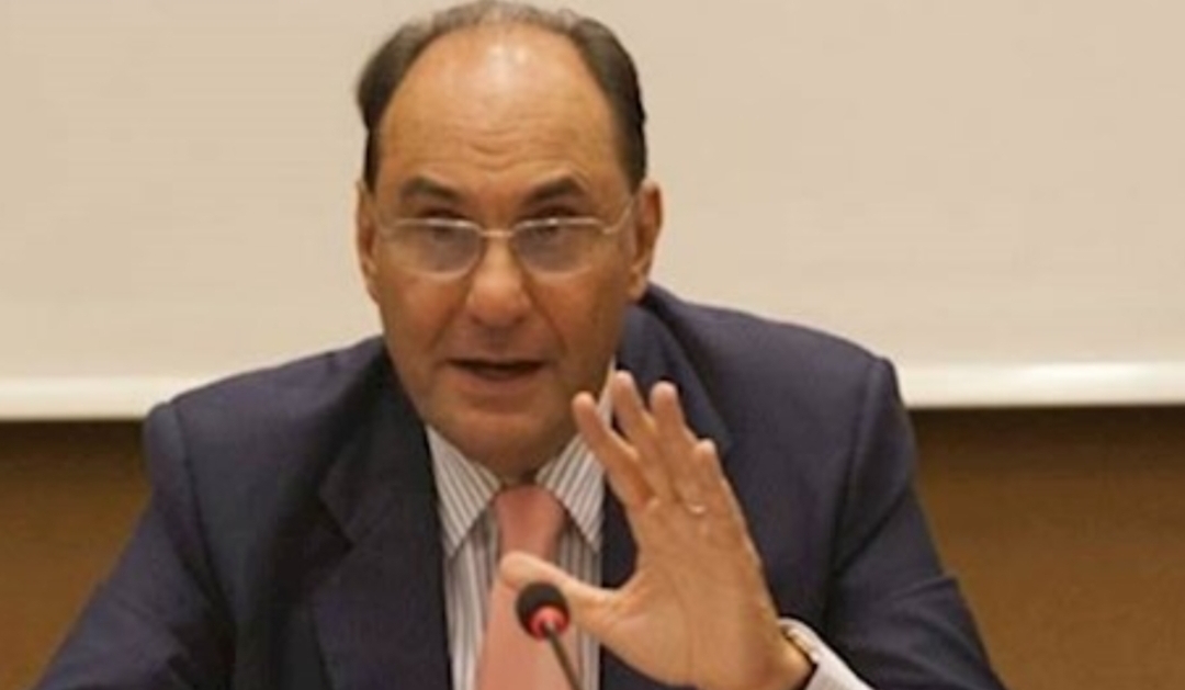 “يصارع الموت حاليا” …  إطلاق النار على مسؤول حزب “فوكس” المتطرف وسط مدريد