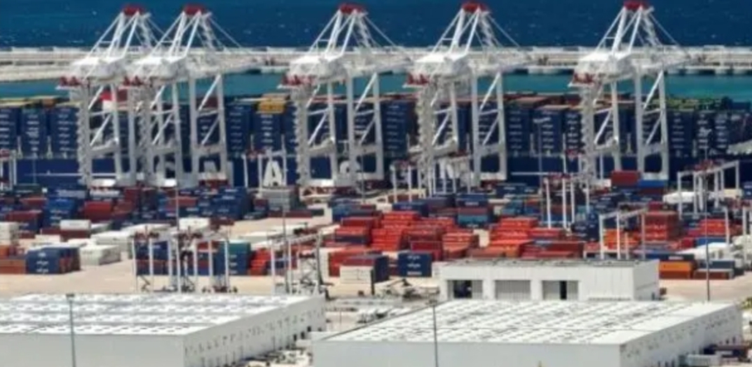 ميناء بني أنصار بالناظور .. الرواج المينائي يصل إلى 2,6 مليون طن مع متم شتنبر