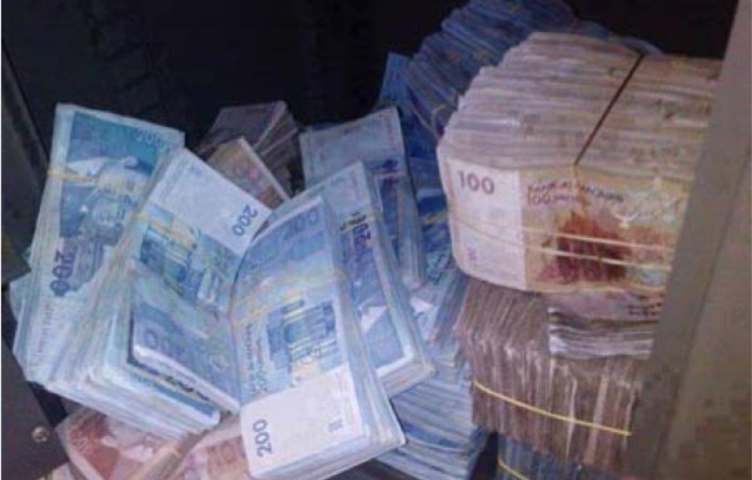 عجز بخزينة المملكة يتجاوز 3700 مليار