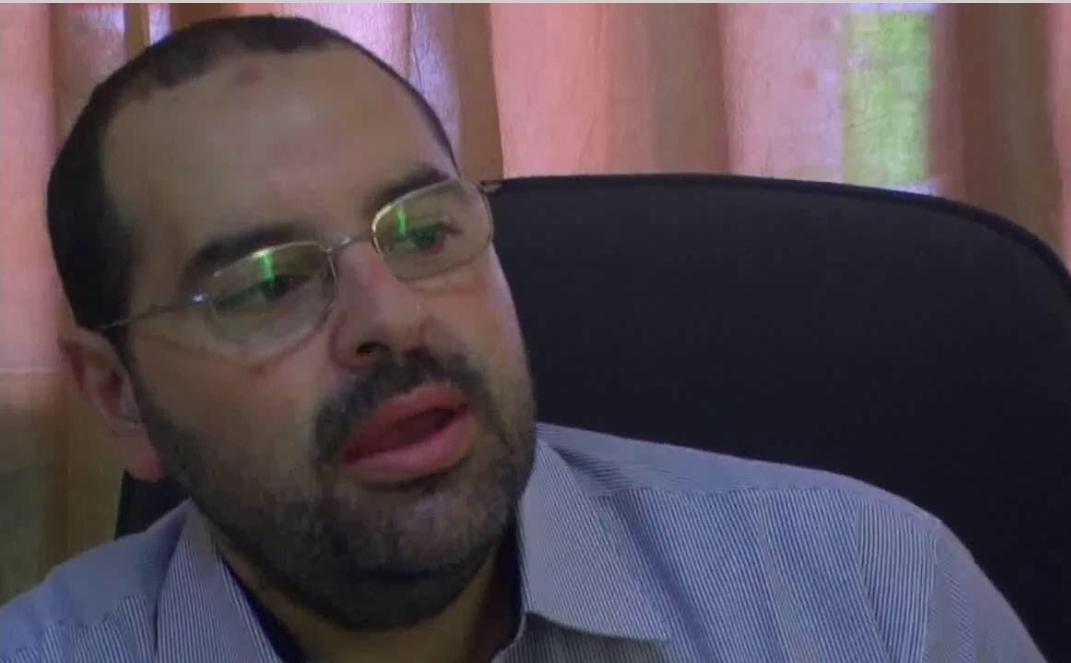 إصابة عصام الخمليشي رئيس جماعة تركيست بالحسيمة بنوبات خطيرة بعد مجالسته من طرف الفرقة الوطنية للشرطة القضائية