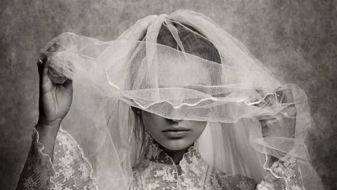 متزوجة حديثا تضع حدا لحياتها بشكل مروع بشفشاون