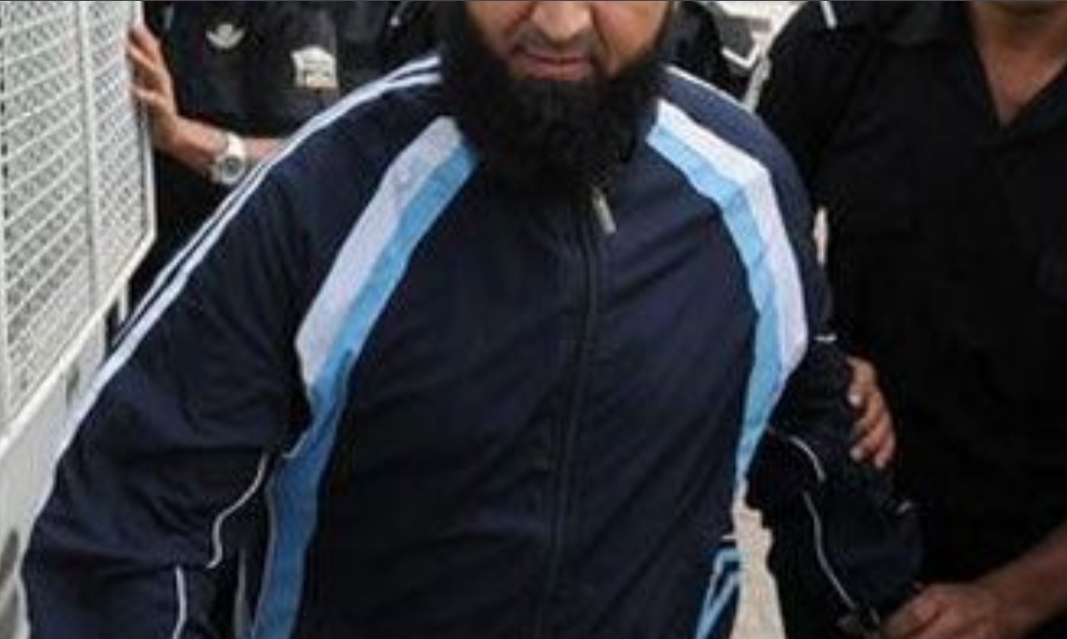 حصري :    إعتقال سلفيين متطرفين أحرقوا 6 أضرحة وقبور أوليائها بضواحي وجدة وبركان