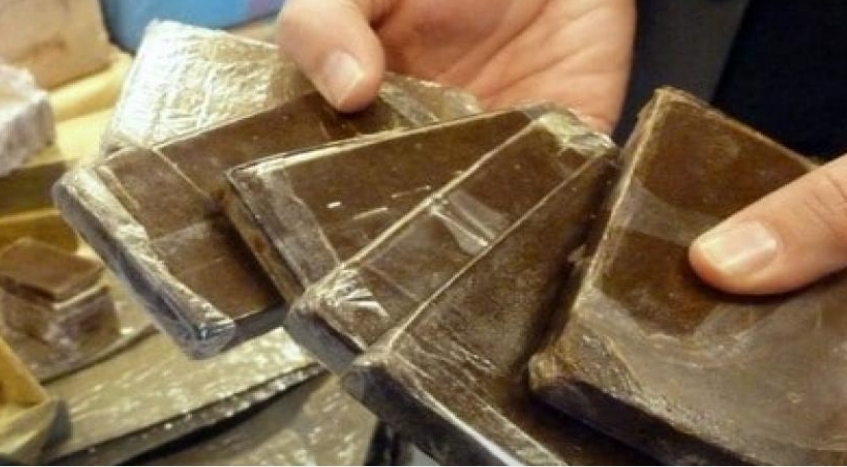 بعد أربعة أطنان بالدار البيضاء … الديستي تواصل إسقاط بارونات الحشيش وتدل الأجهزة الأمنية على حجز طنين آخرين بآسفي