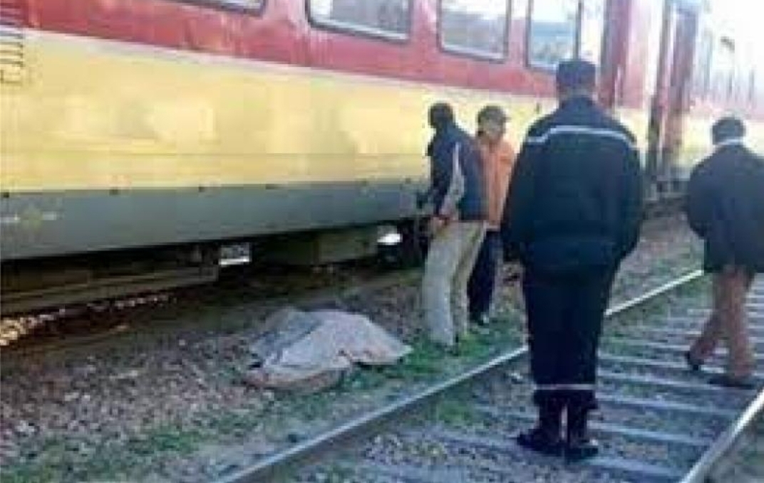 قطار فاس-وجدة يدهس ثمانيني بعد أن حاول إخراج قطة من السكة الحديدية