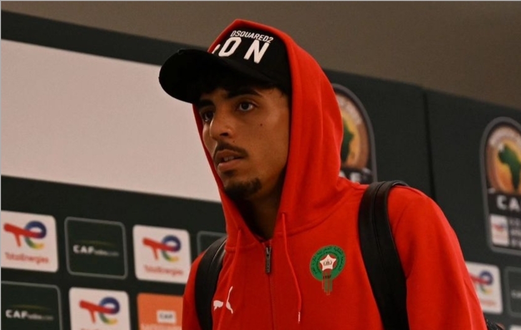 “خصك تعرف أنه أحسن لاعب شاب فالليغا” … ريال بيتيس يراسل وليد الركراكي بـ”الدارجة” المغربية دفاعا عن لاعبه “شادي رياض”