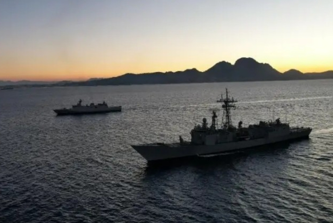 مناورات عسكرية بحرية مشاركة بين المغرب وإسبانيا