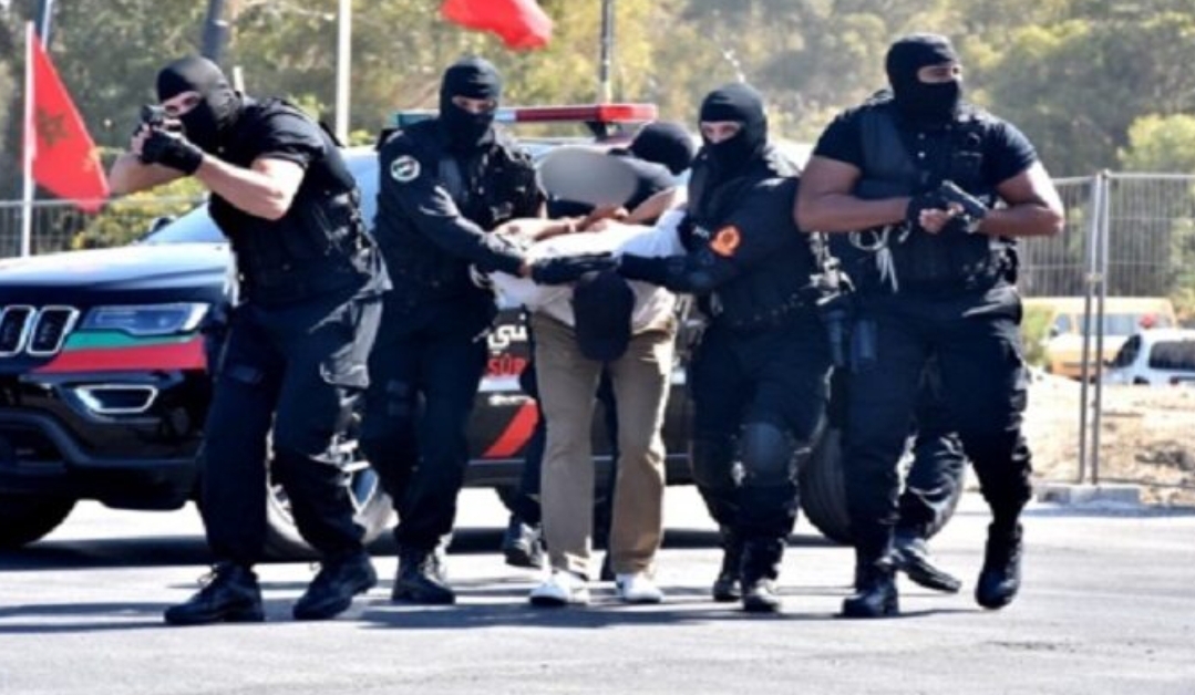 الشرطة بالناظور توقف عناصر خطيرة بجماعة بوعرك وتشن حملات أمنية واسعة