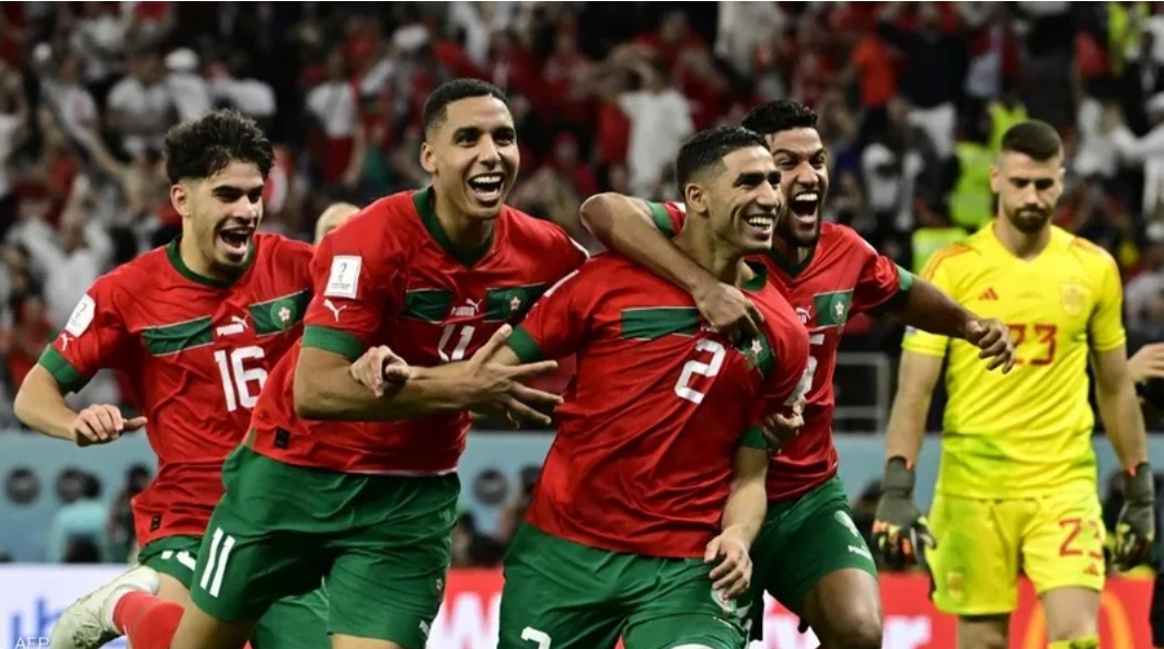 المنتخب الوطني المغربي لكرة القدم يتوج بجائزة أفضل منتخب إفريقي