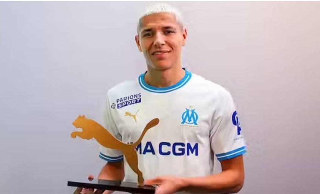 أولمبيك مارسيليا يعرض نجمه المغربي حارث للبيع ب 16 مليار سنتيم