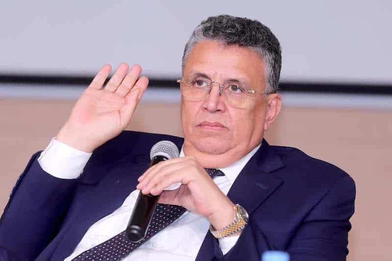 تصريحات وزير العدل حول المخدرات تثير الجدل: بين المؤيد والمعارض