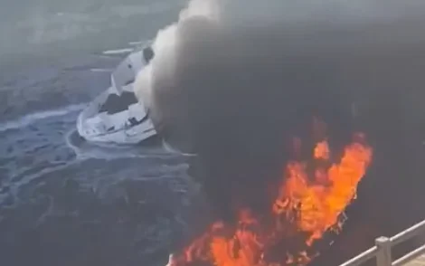تفاصيل هروب مهاجرين واحتراق مركب قرب شواطئ مليلية