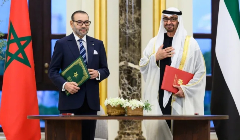 المغرب والإمارات يوقعان على إتفاقية تجديد وتطوير مطارات الناظور والدار البيضاء ومراكش والداخلة ، وإحداث خطوط القطار الفائق السرعة ، وملاعب مونديال 2030