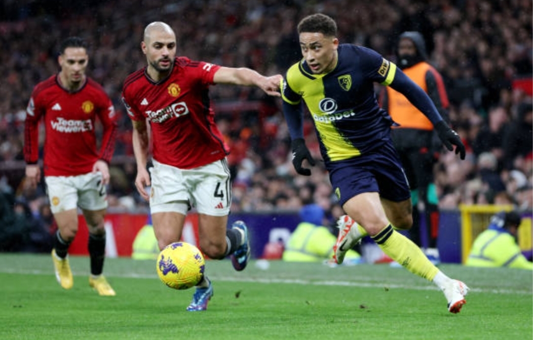 وصف أداءه بالخرافي … مانشستر يونايتد يتغنى بأرقام وإحصائيات سفيان أمرابط أمام بورنموث رغم الهزيمة الساحقة