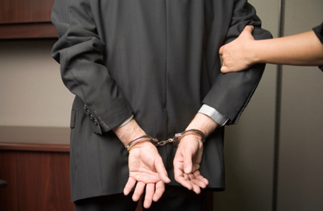 سنتان سجنا في حق الموثق بنسليمان المعروف بفاس