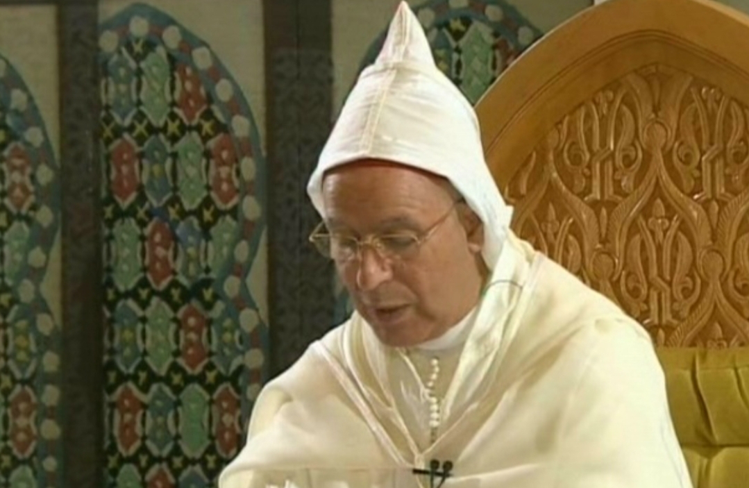 إعفاء خطباء مساجد بسبب تضامنهم مع غزة يسائل الحكومة المغربية في البرلمان