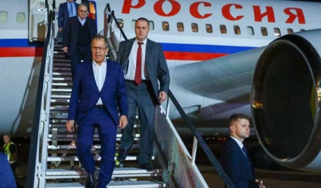 وزير الخارجية الروسي يحط بمراكش هذا الصباح في زيارة رسمية