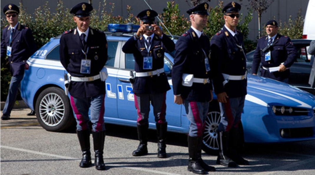 الشرطة الإيطالية تحقق في محاولة تصفية شاب مغربي بعد غرس سكين في بطنه