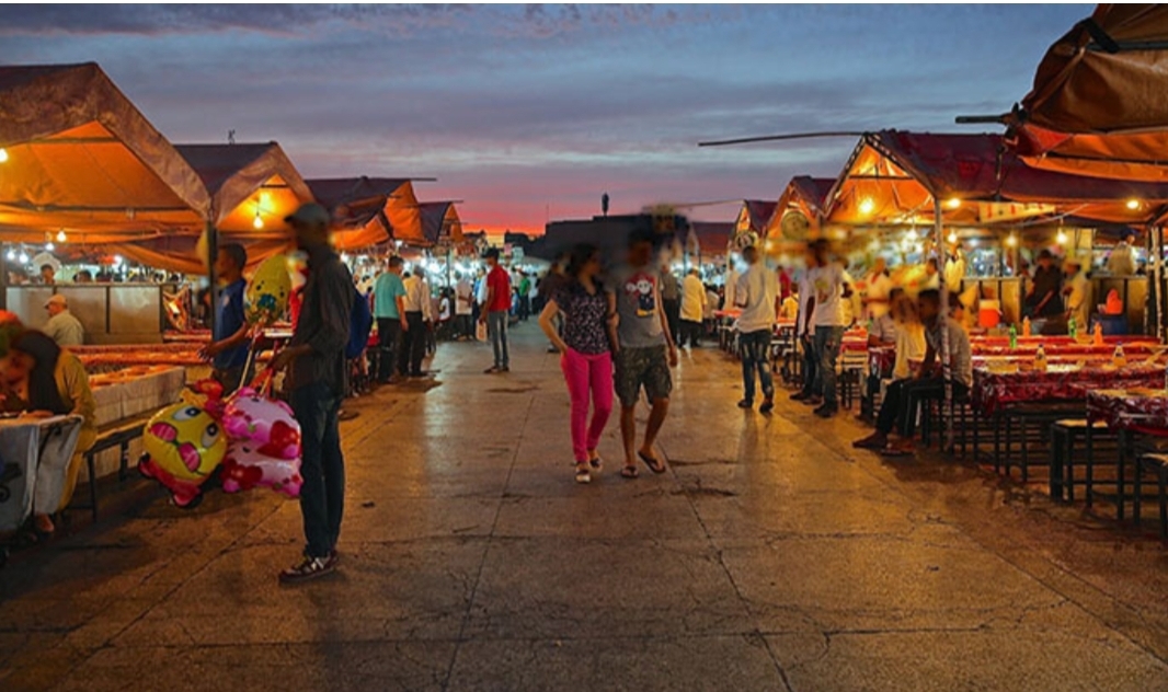 سائحة تشتكي بائع عصير “حاول إغتصابها” بجامع الفنا