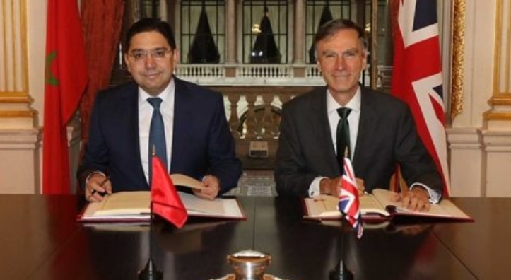 ضربة دبلوماسية تاريخية من طرف الرباط … إعتراف بريطانيا بمغربية الصحراء مقابل اتفاق أمني وتجاري