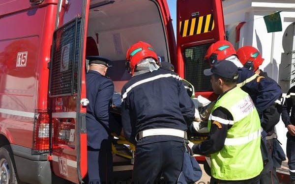 العثور على جثة شاب في طنجة: تحقيقات السلطات تشير إلى مضاعفات صحية