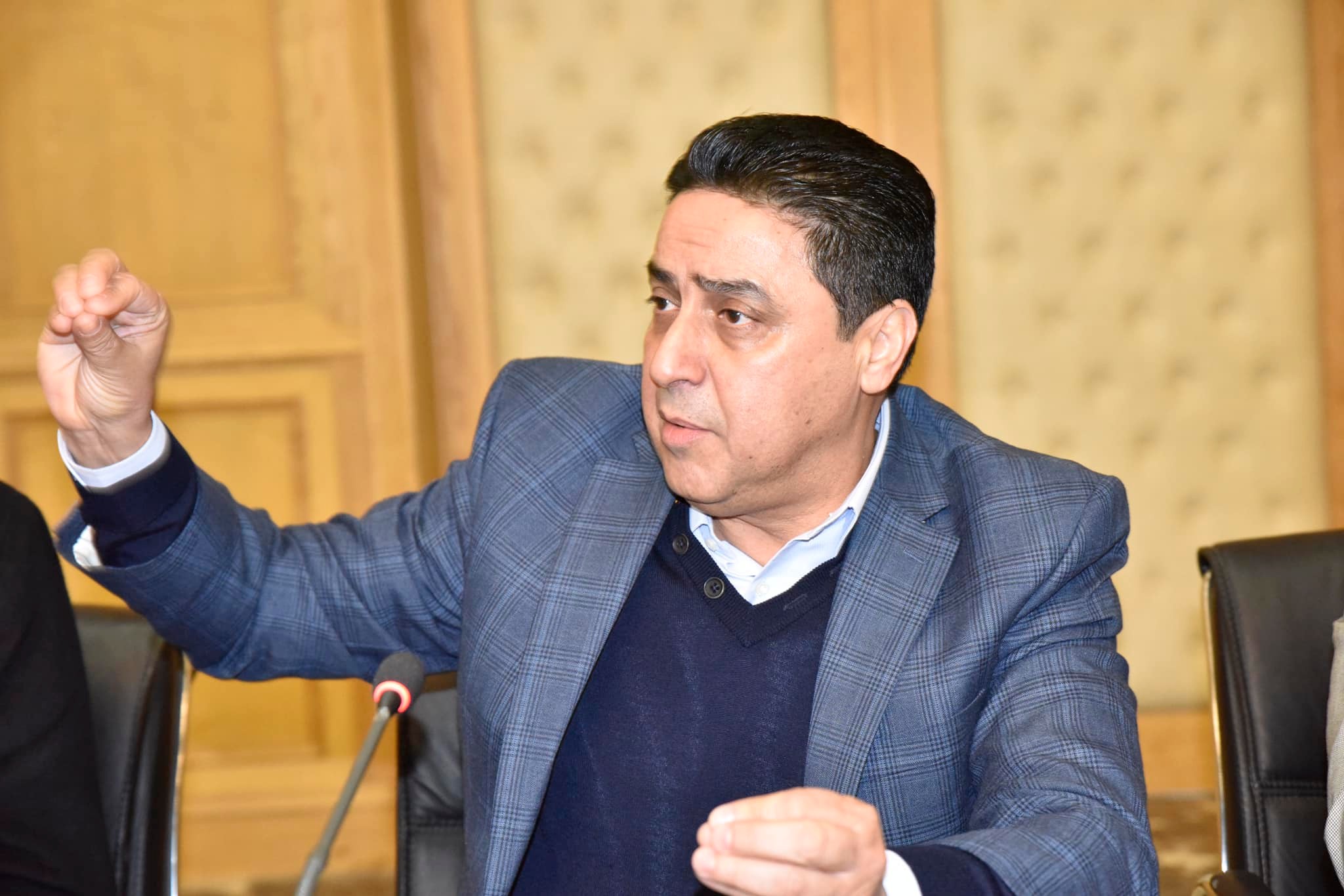 والي الشرق وعامل وجدة :      تكليف عمر حجيرة برئاسة مجلس جهة الشرق خلفا لبعيوي لا تشكل حالة تنافي