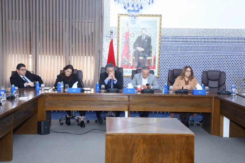 اجتماع المكتب السياسي لحزب الأصالة والمعاصرة: التأكيد على استقلالية القضاء والتصدي للحملات التشهيرية